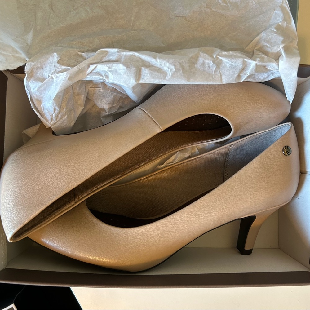 Classic heels